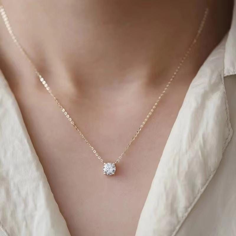 Dainty Solitaire Pendant